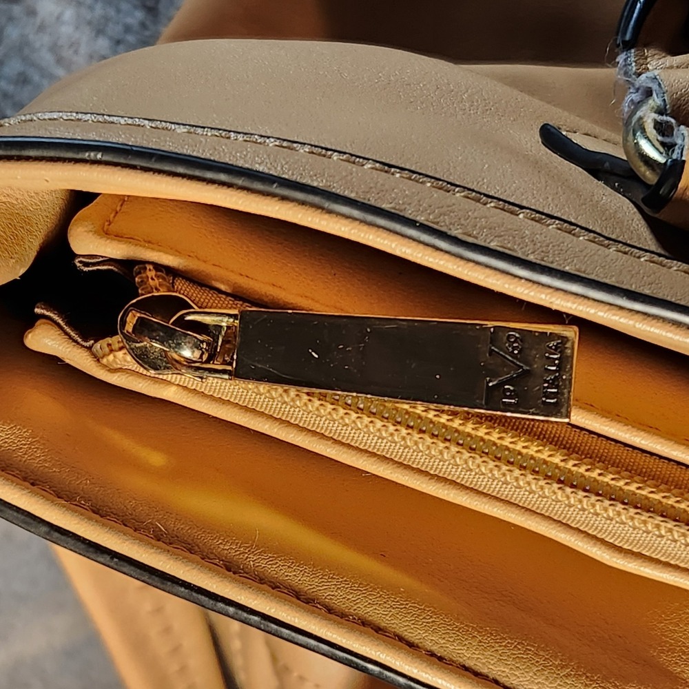 19V69 Italia‎ Versace Shoulder Bag Purse Beige Quilted Tassle Tote Satchel - Picture 9 of 13